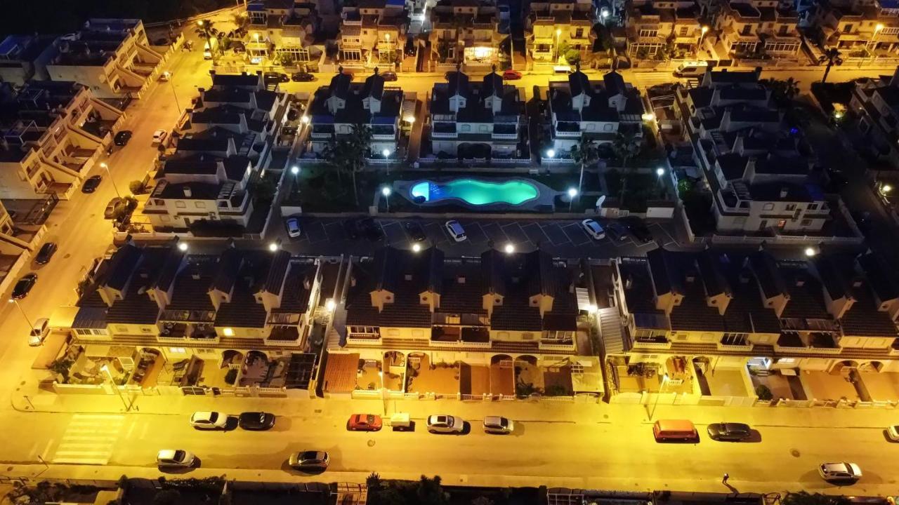 Casa Winnie Аликанте Екстериор снимка